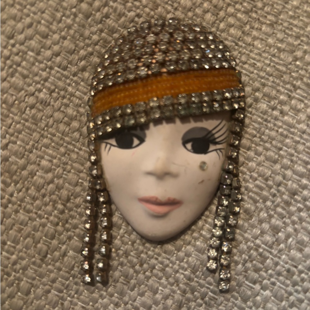 Vintage Rhinestone Statement Brooch